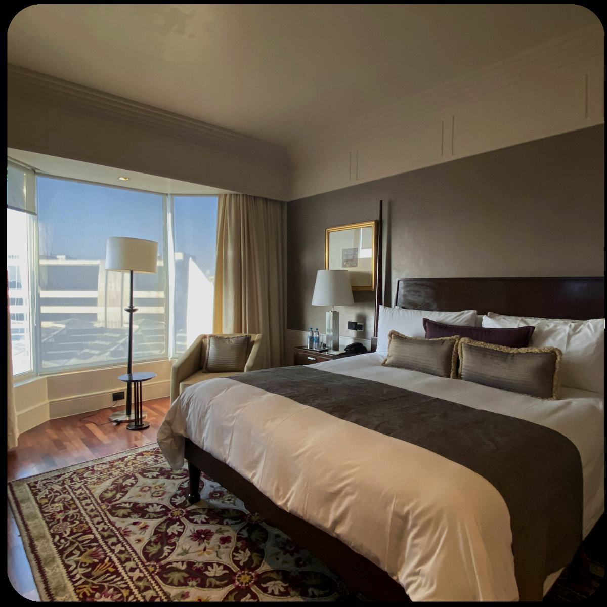 Luxury hotels and destination resorts